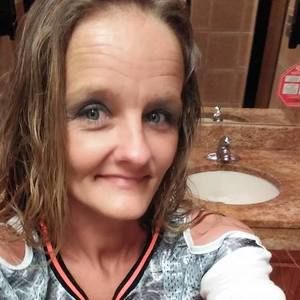 Meet your Posher, Latisha